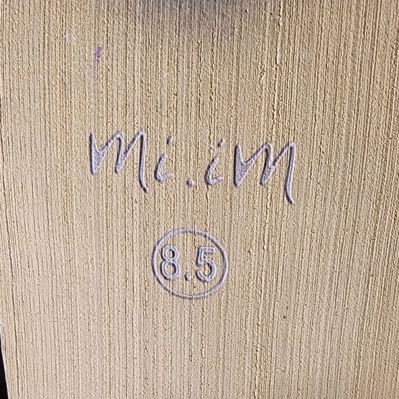 Mi iM Simone Mule Shoe Embroidered Vegan Leather Slip On Closed Toe Shoe 8.5 - Picture 10 of 12